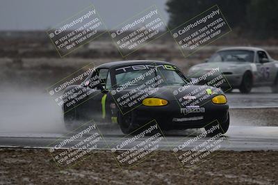 media/Nov-15-2025-CalClub SCCA (Sat) [[7bfa5a7151]]/Race/Group 4/